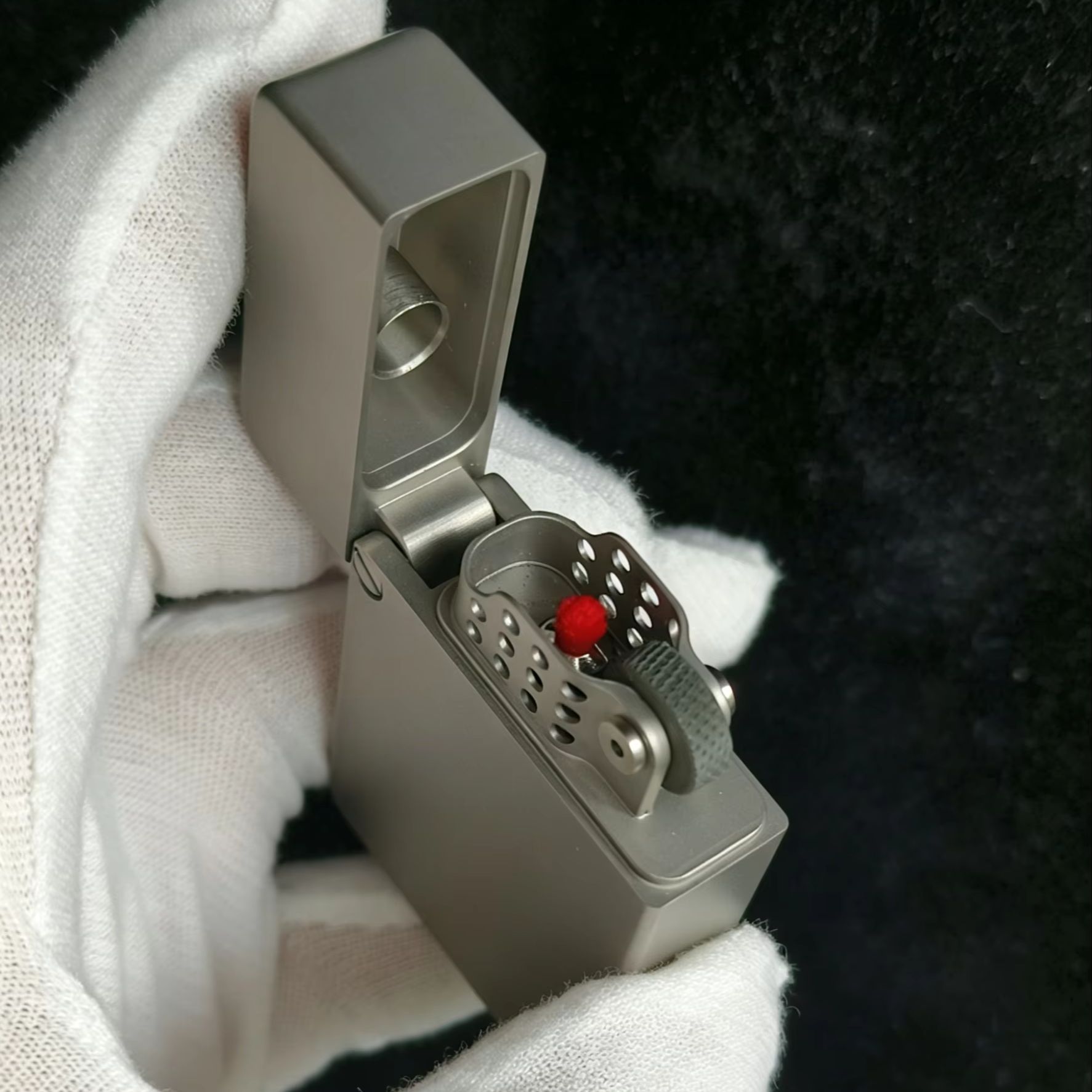 チタン合金製トレンチライター CNC加工 再利用可能 ケロシ - Fire Starting Kit のレビューと価格