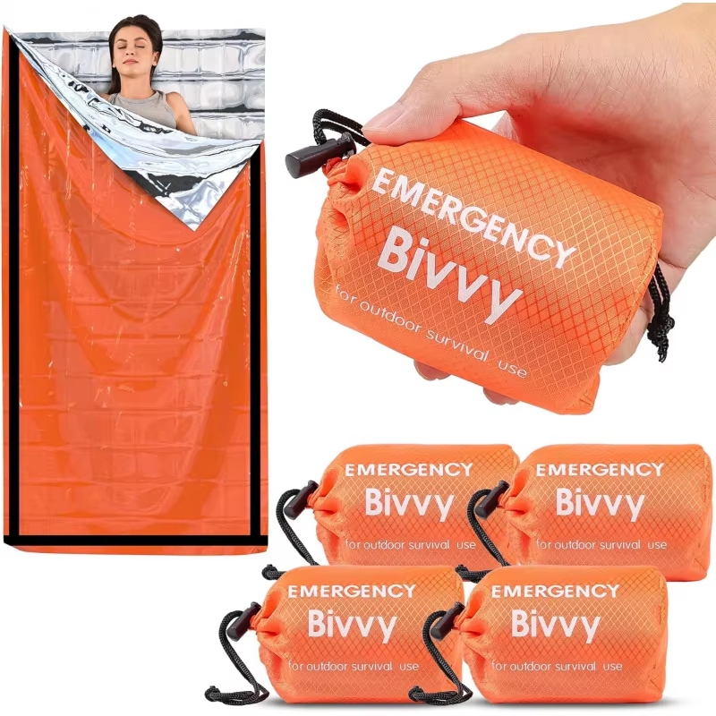 緊急用寝袋、サバイバルブランケット、断熱マイラー素材のビビサ - Bivy Bag Emergency のレビューと価格