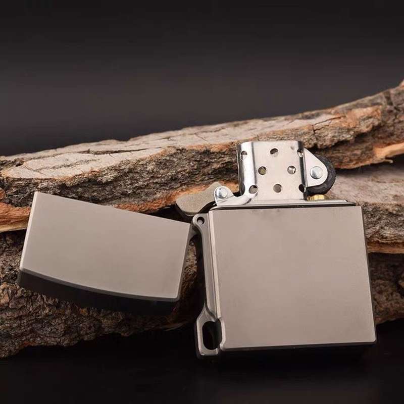 チタンTC4アーマーオイルライター CNCサイドフック強化  - Fire Starting Kit のレビューと価格